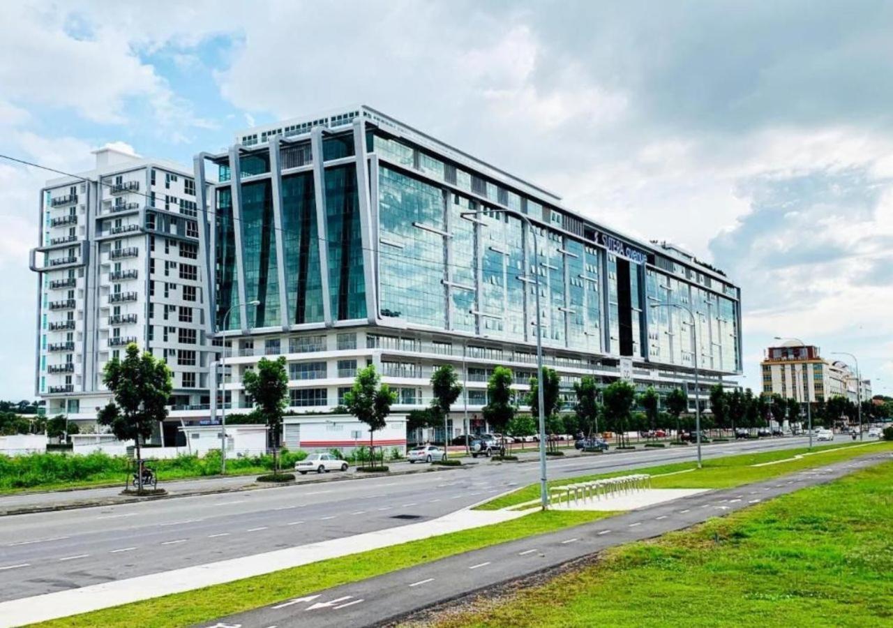Apartment Sutera Avenue Rooftop Infinity Swimming Pool *